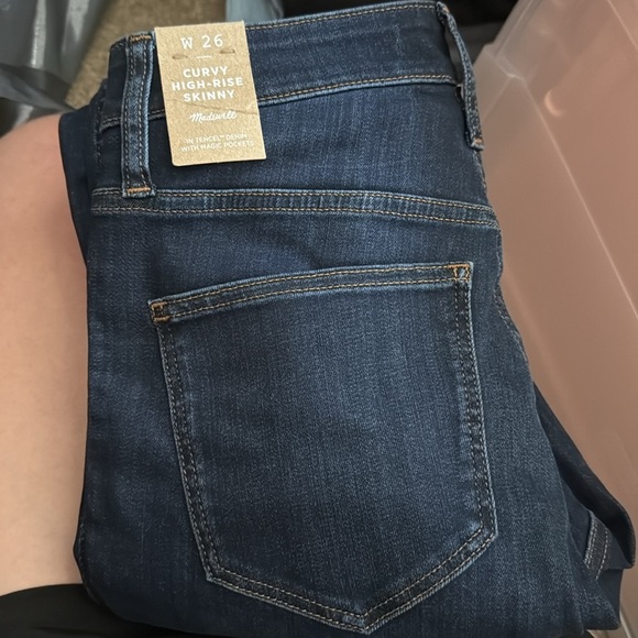 Madewell Curvy High Rise Skinny Jeans - Picture 3 of 4